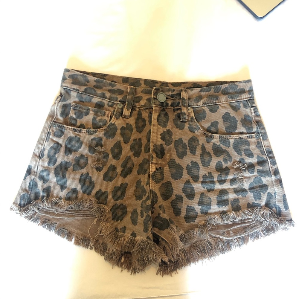 Blank NYC shorts